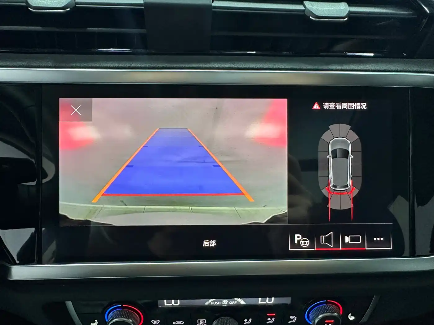 Audi Q3 2022 35 TFSI Fashion Dynamic фото 18