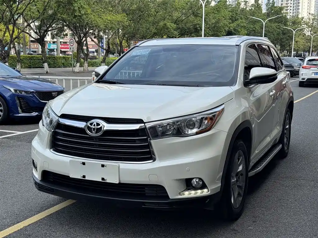 Toyota Highlander 2017 2.0T 2WD Premium 7-Seater