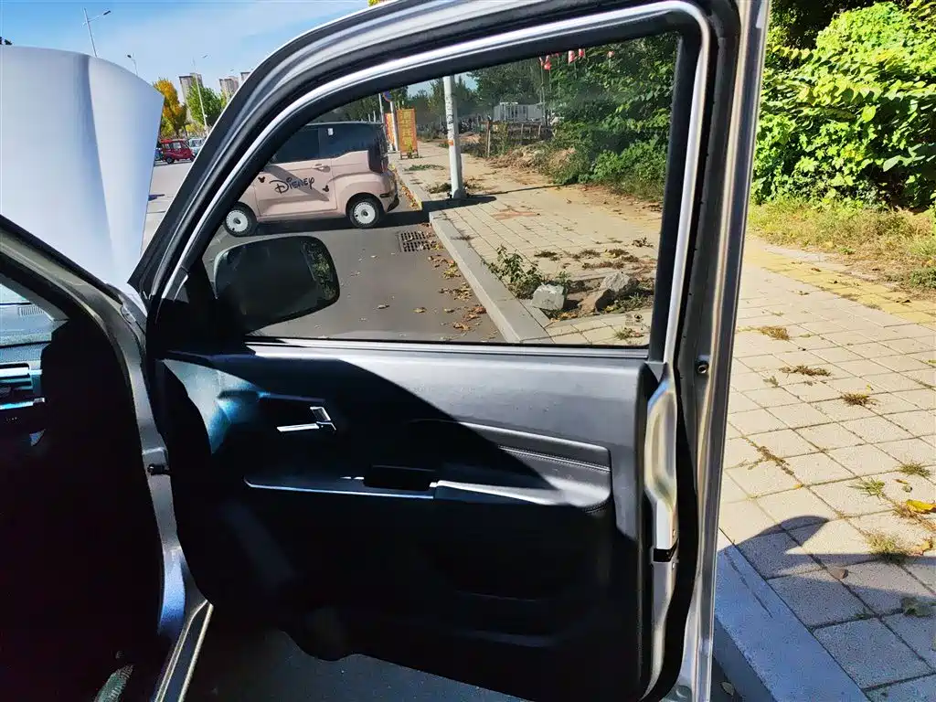 Great Wall Fengjun 5 2022 2021 2.4L Petrol 2WD Progressive Large Double Cab China VI 4K22D4M