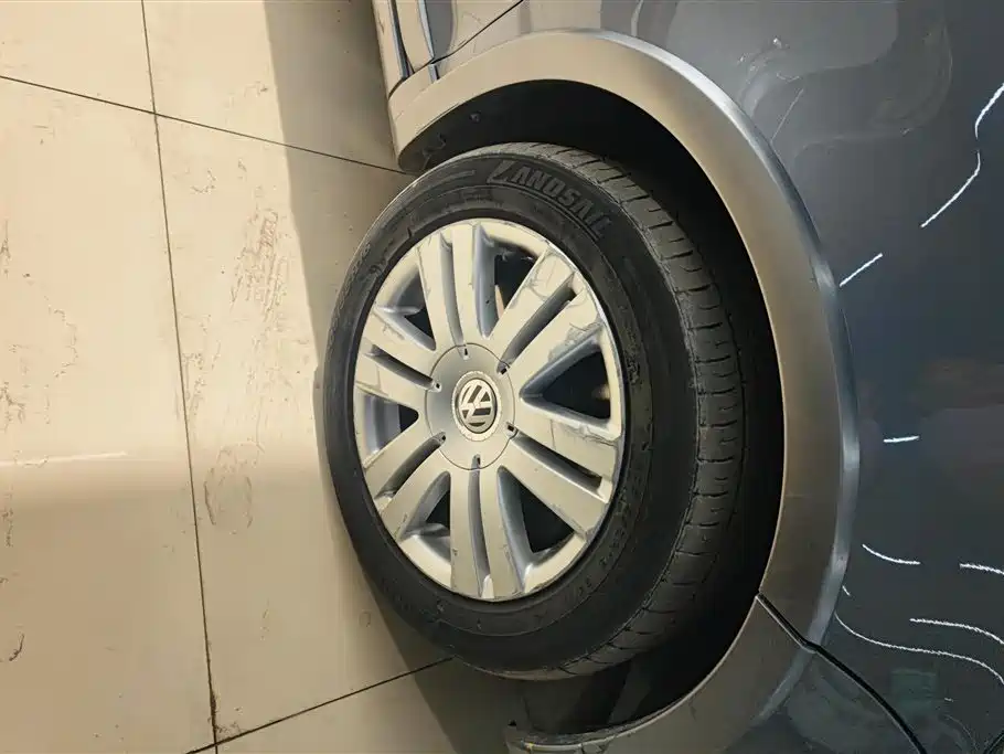 Volkswagen Golf (Import) 2011 1.4TSI Comfort Wagon фото 6
