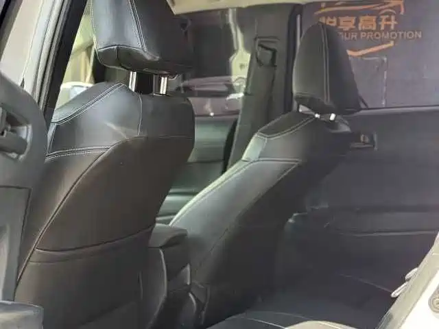 Toyota Corolla Cross 2024 Model 2.0L Pioneer Edition фото 7