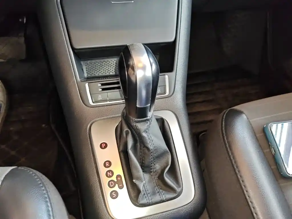 Volkswagen Tiguan 2015 1.8TSI Automatic 2WD Trendline фото 14