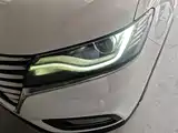 Фото 24 - Roewe RX5