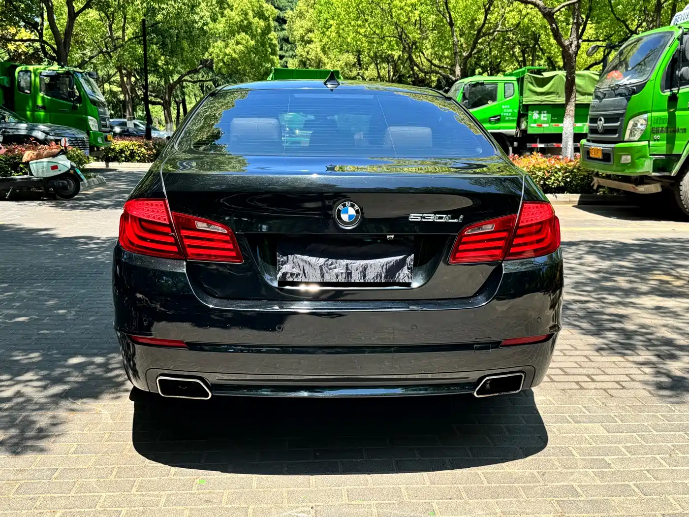 BMW 5 Series 2011 523Li Luxury фото 15