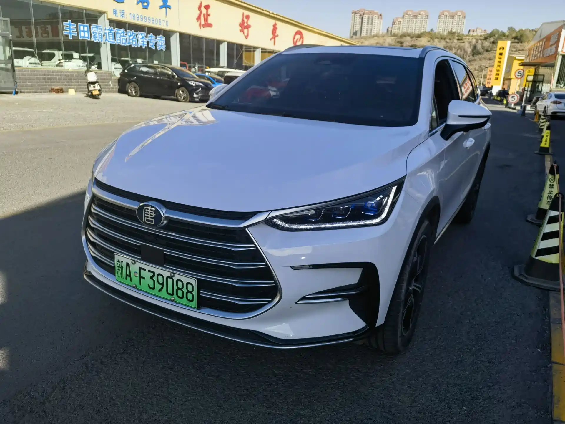 Фото 1 - BYD Tang