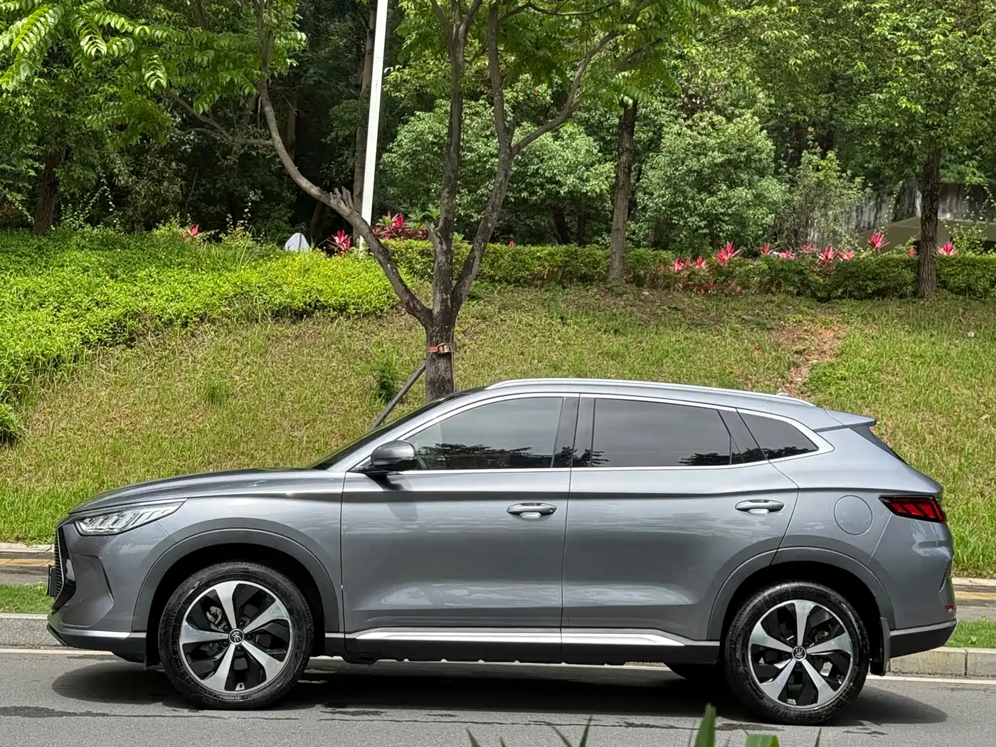 BYD Song PLUS PHEV 2021 DM-i 51KM Honor фото 3
