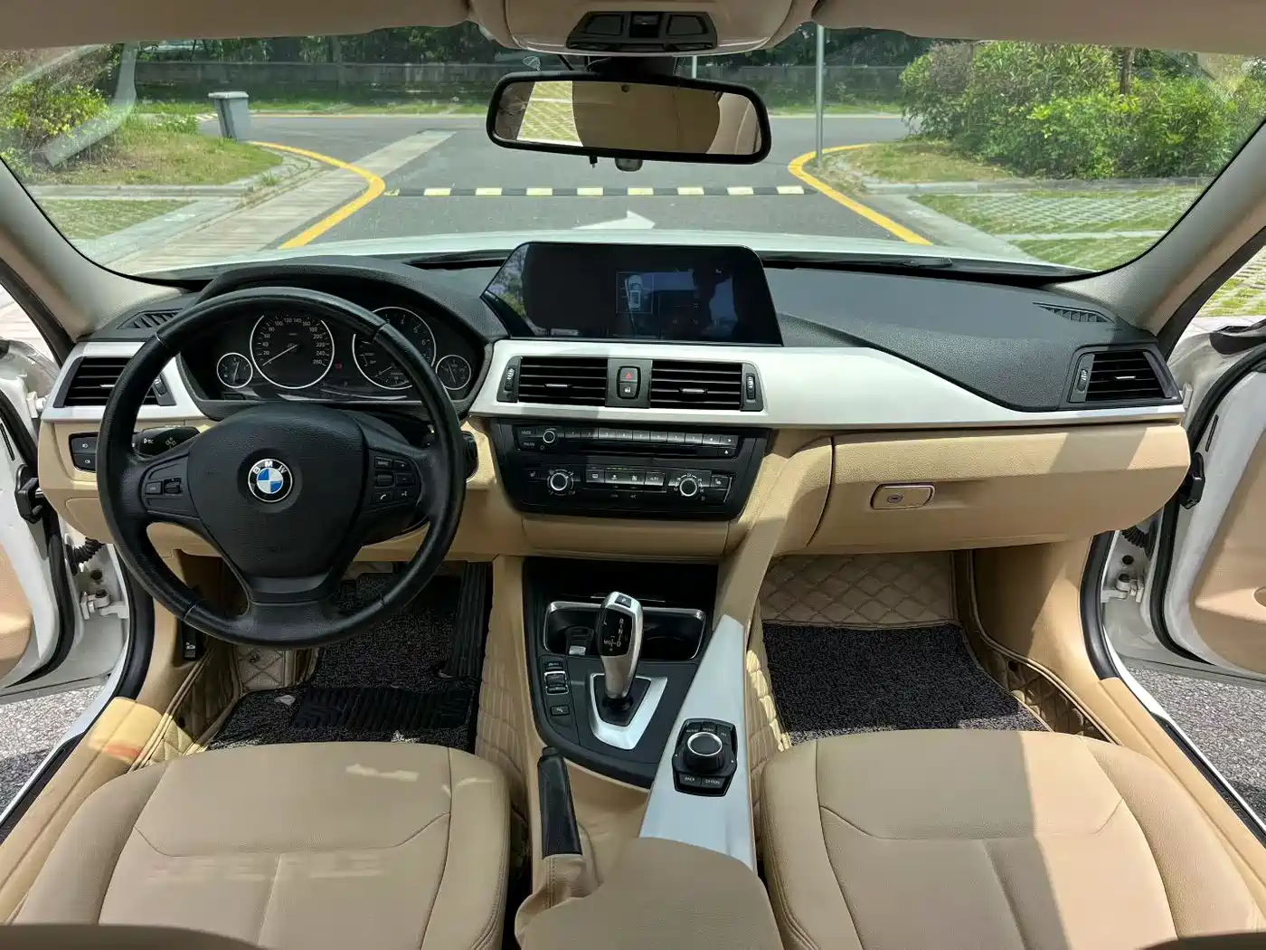 BMW 3 Series 2015 316Li Fashion фото 8