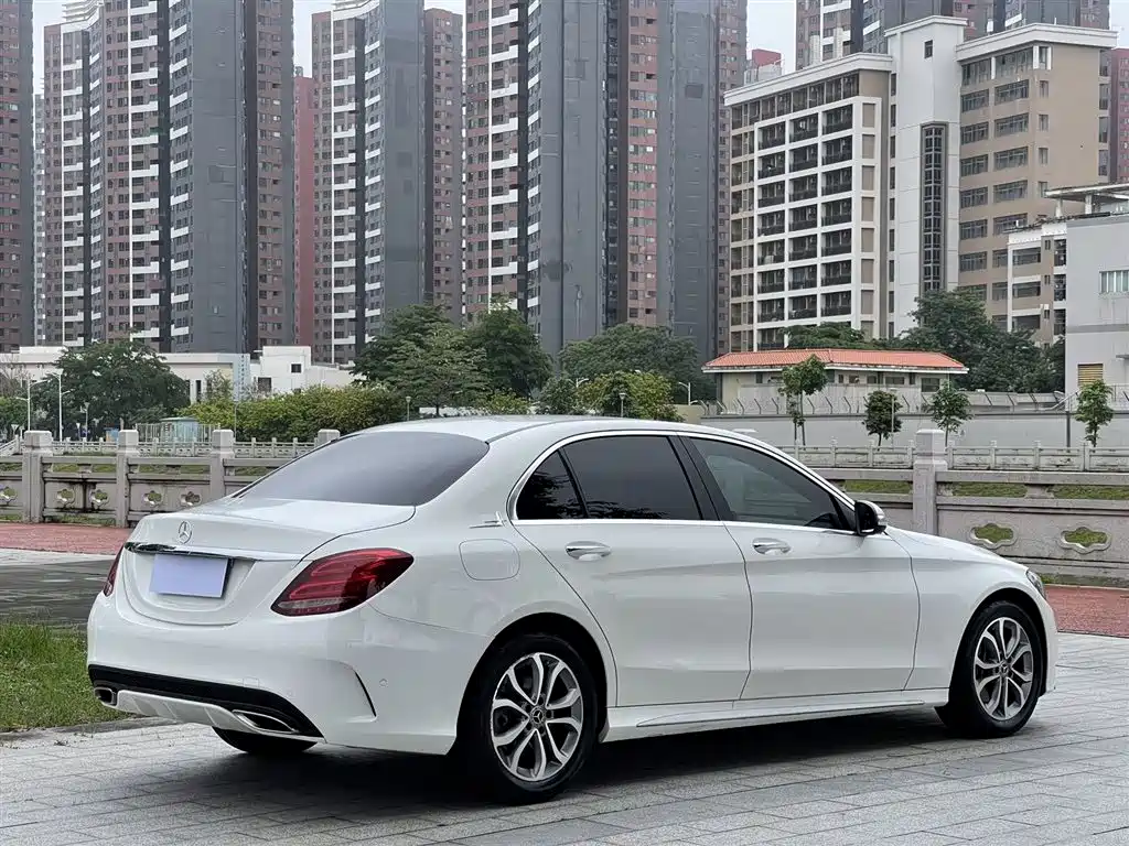 Mercedes-Benz C-Class 2018 C 180 L Fashion Sport Edition фото 7