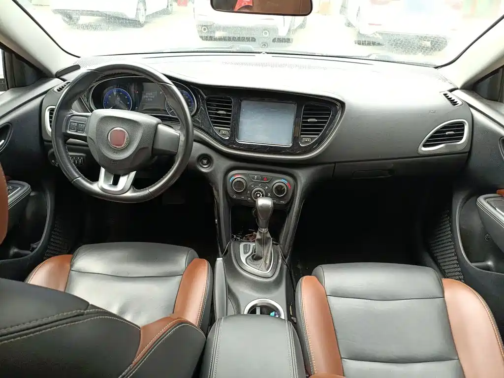 Fiat Viaggio 2016 2015 1.4T Auto Sport Edition