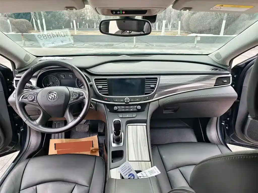 Buick LaCrosse 2019 28T Luxury Edition фото 4