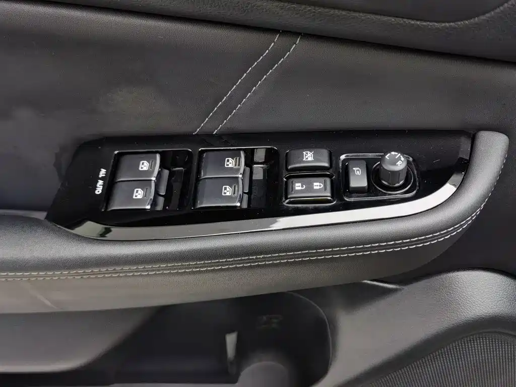 Фото 9 - Subaru Outback