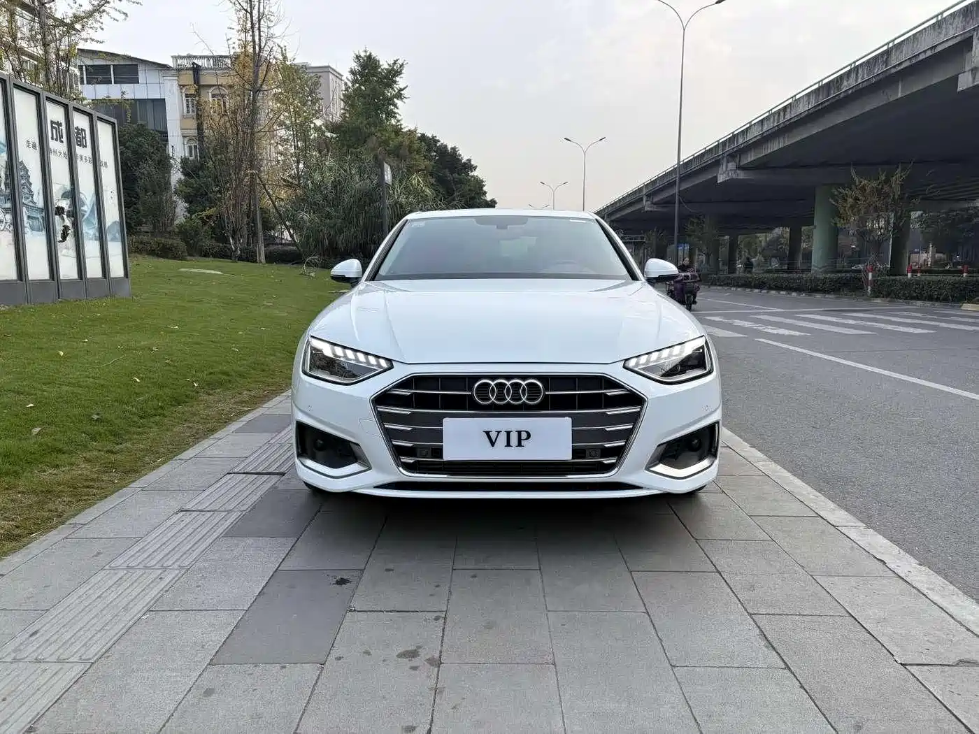 Audi A4L 2020 40 TFSI Fashion Dynamic Edition фото 2