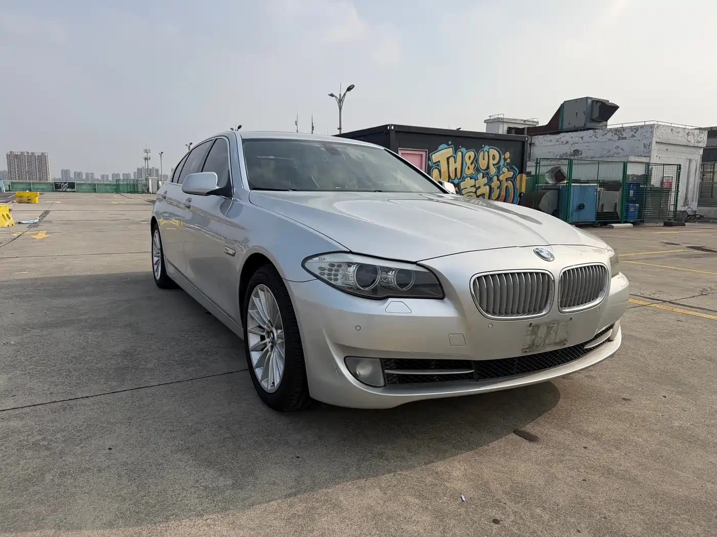 BMW 5 Series 2012 535Li Leadership фото 3