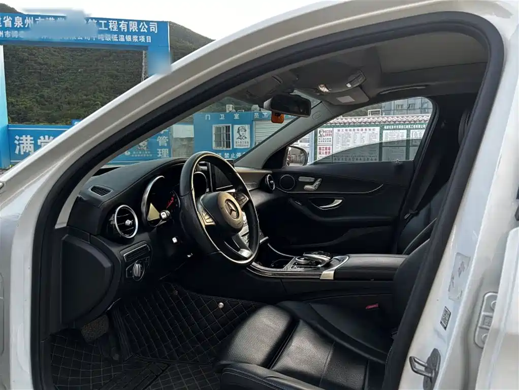 Mercedes-Benz C-Class 2017 Facelift C 200 L Sport Edition фото 12