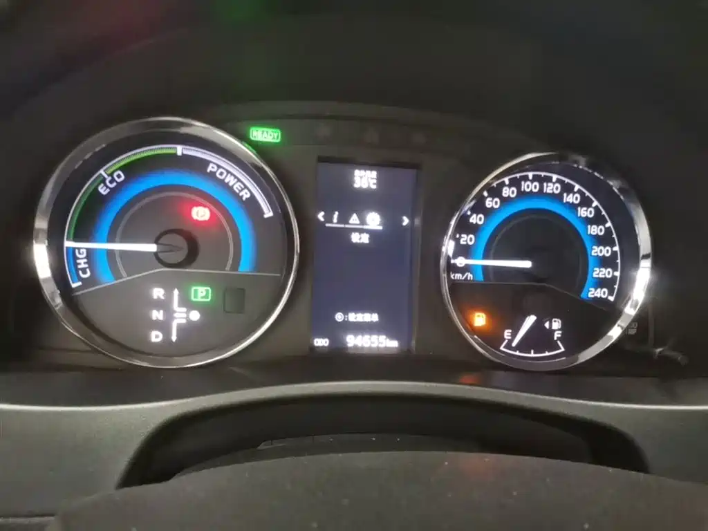 Toyota Levin 2017 Facelift Hybrid 1.8H GS E-CVT Elite Sunroof Edition China V фото 12