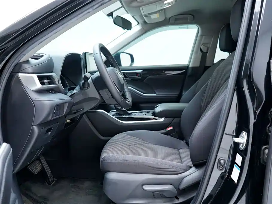 Toyota Highlander 2022 Dual Engine 2.5L AWD Elite 7-Seater фото 4