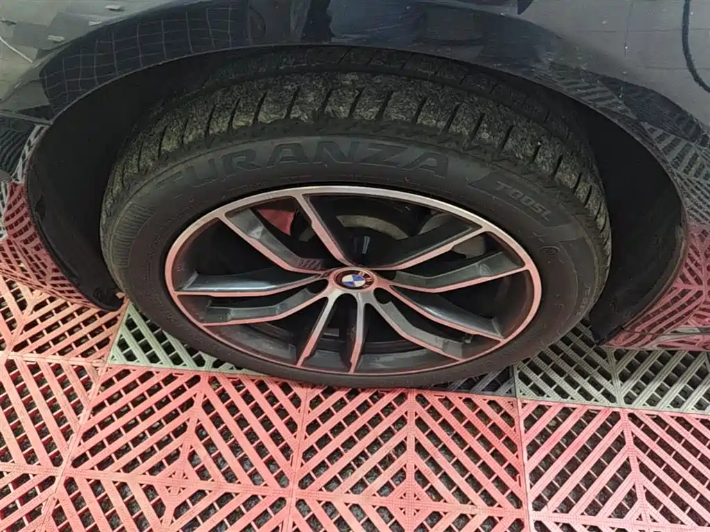 BMW 5 Series 2022 Model Second Facelift 525Li M Sport Package фото 23