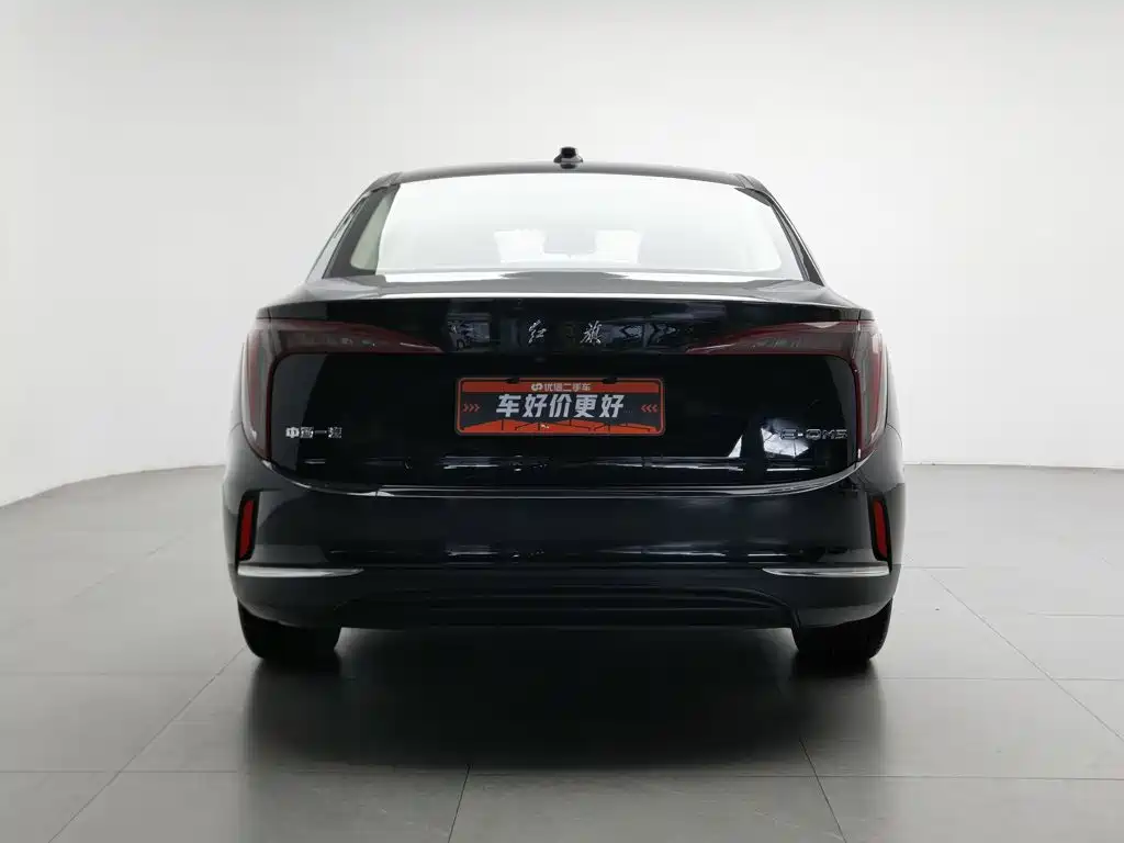 Hongqi E-QM5 2024 2023 Facelift Basic Travel Edition