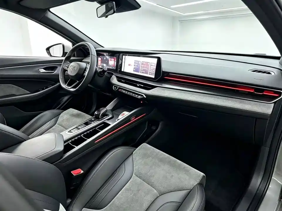 Фото 5 - Geely Binrui