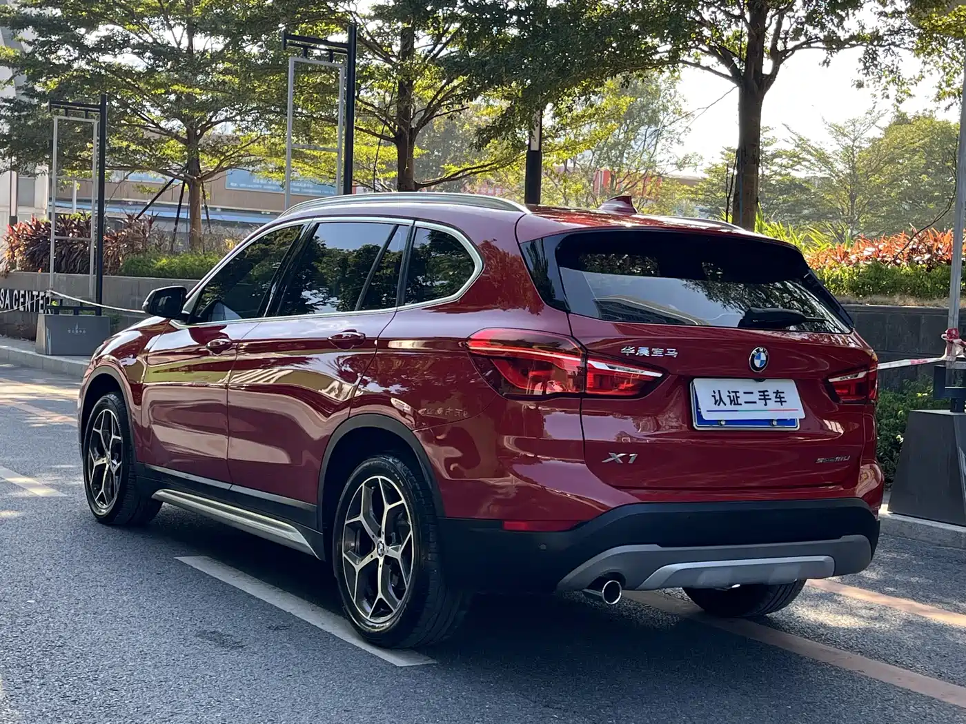 BMW X1 2019 sDrive18Li Premium Model фото 8
