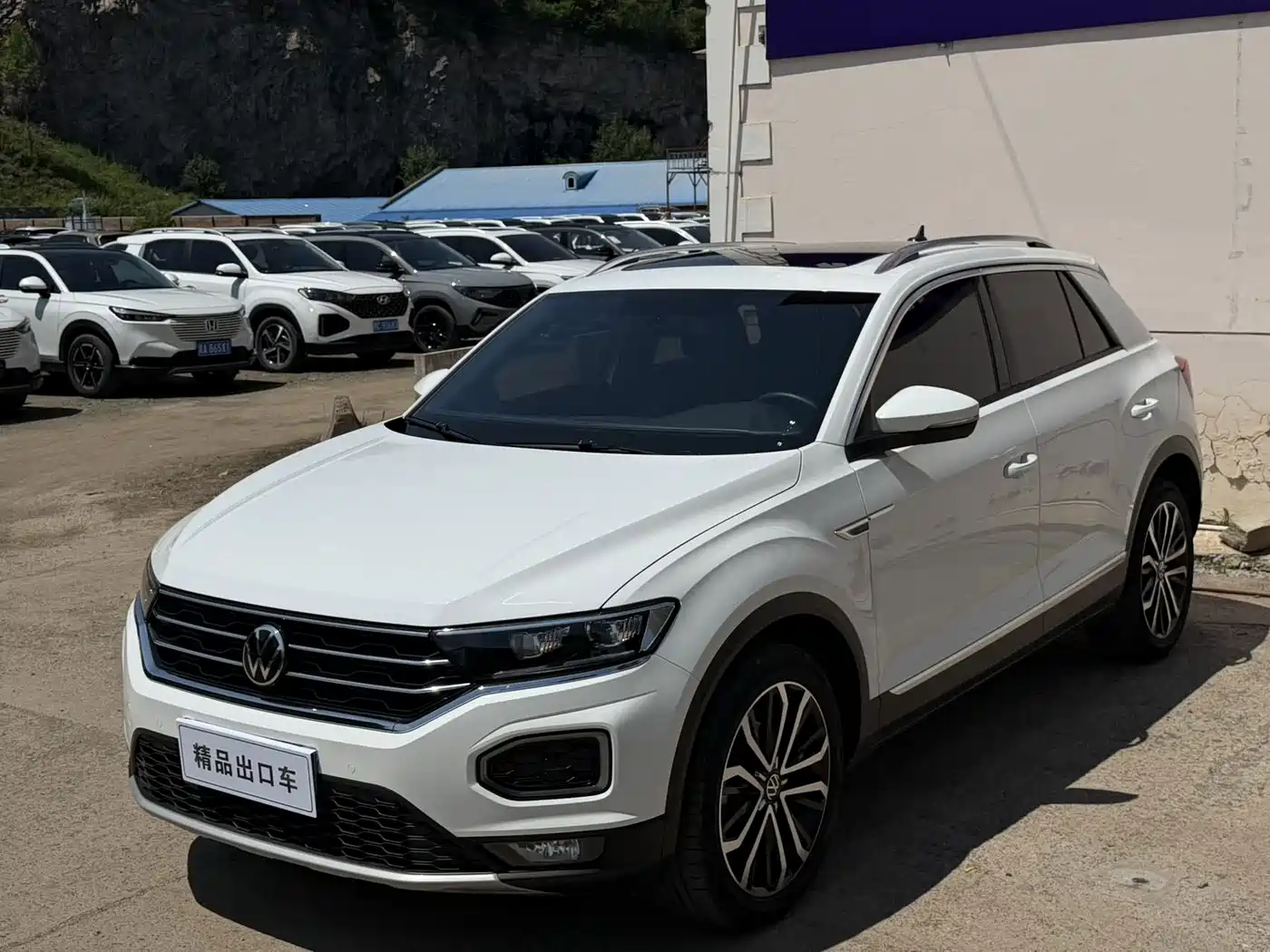 Volkswagen T-ROC 2021 Facelift 280TSI DSG 4WD Luxury Smart Connect Edition
