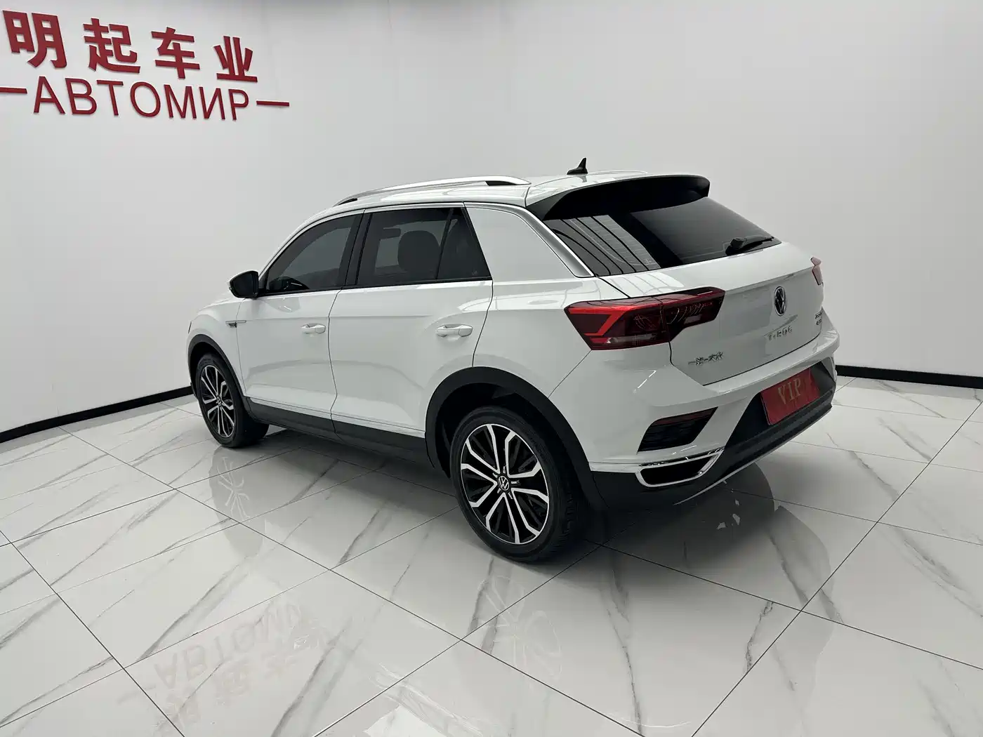Volkswagen T-ROC 2021 280TSI DSG 4WD Luxury Connected фото 8
