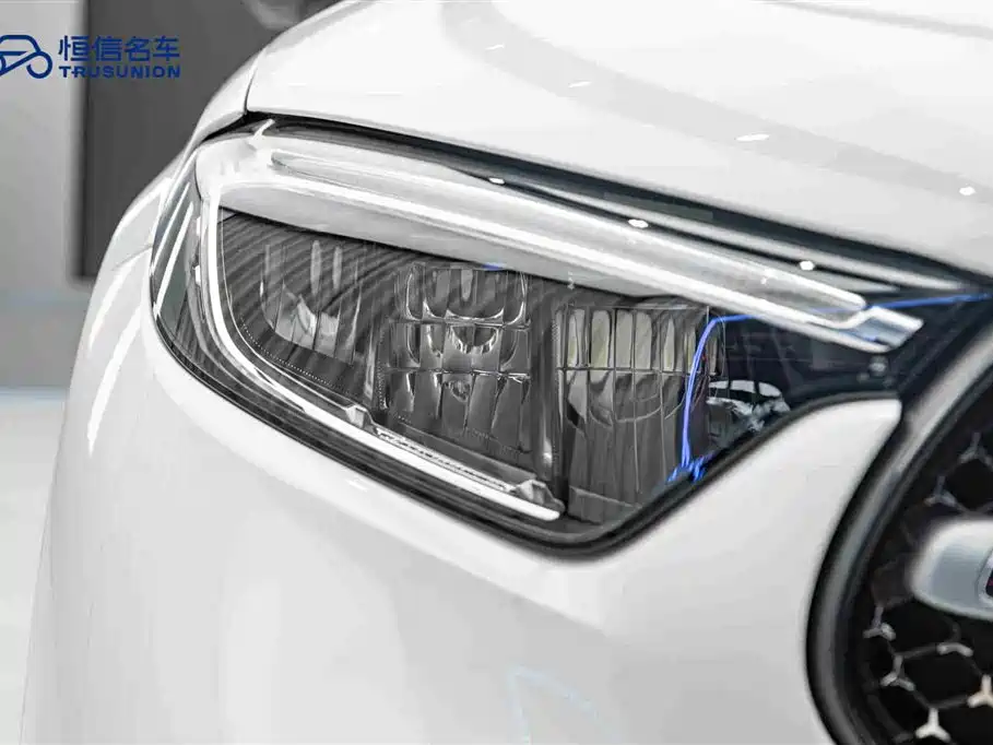 Mercedes-Benz GLC 2024 GLC 260 L 4MATIC Luxury 5-seater фото 10