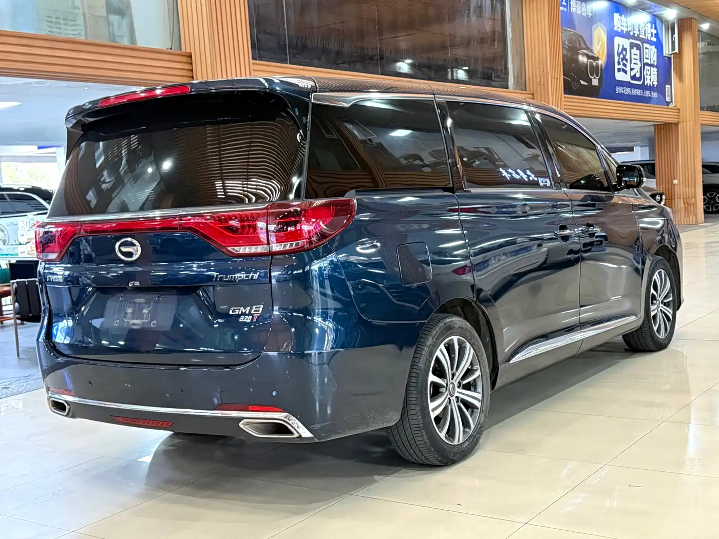 GAC Trumpchi Trumpchi M8 2018 320T Premium Edition фото 5