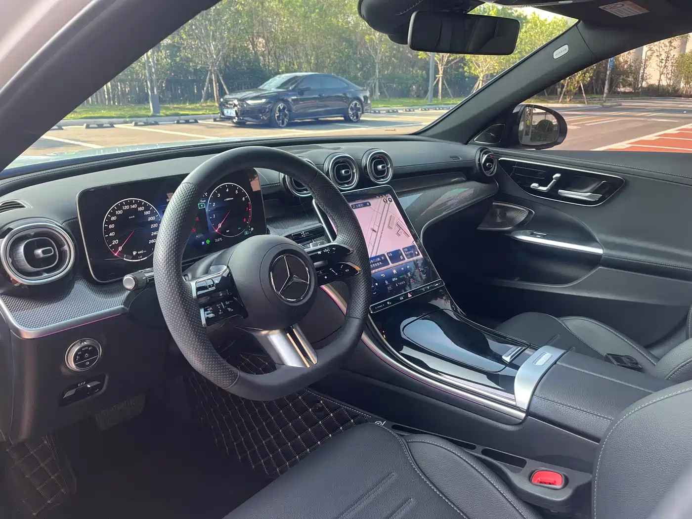 Mercedes-Benz C-Class 2023 C 260 L Night Edition Sport фото 4