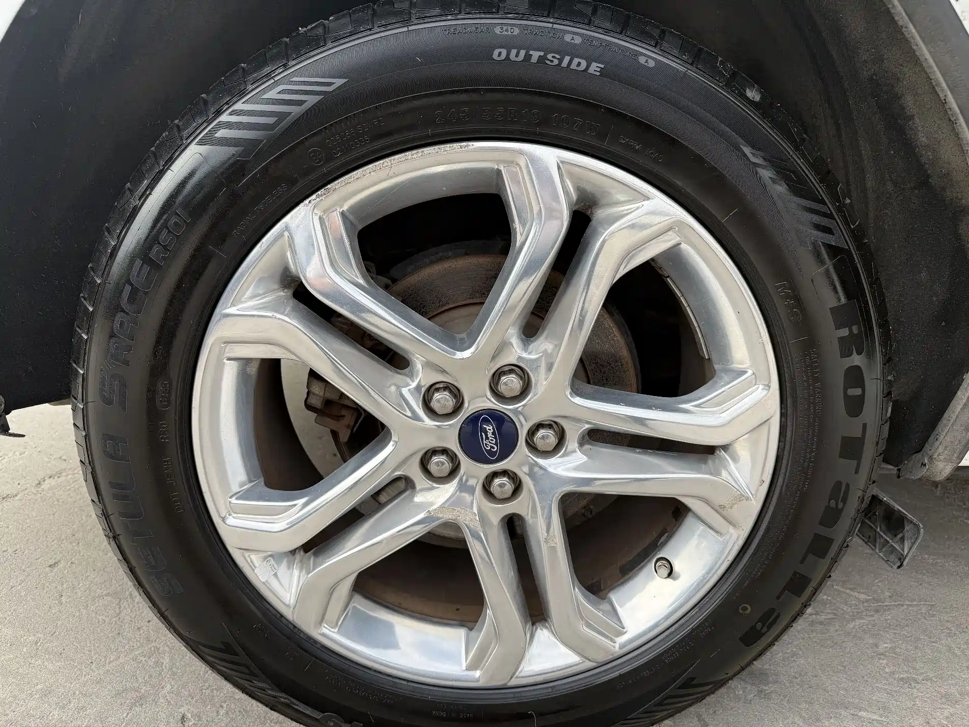 Фото 8 - Ford Edge
