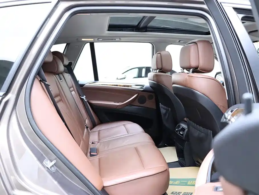 BMW X5 (Import) 2013 xDrive35i Leading фото 16