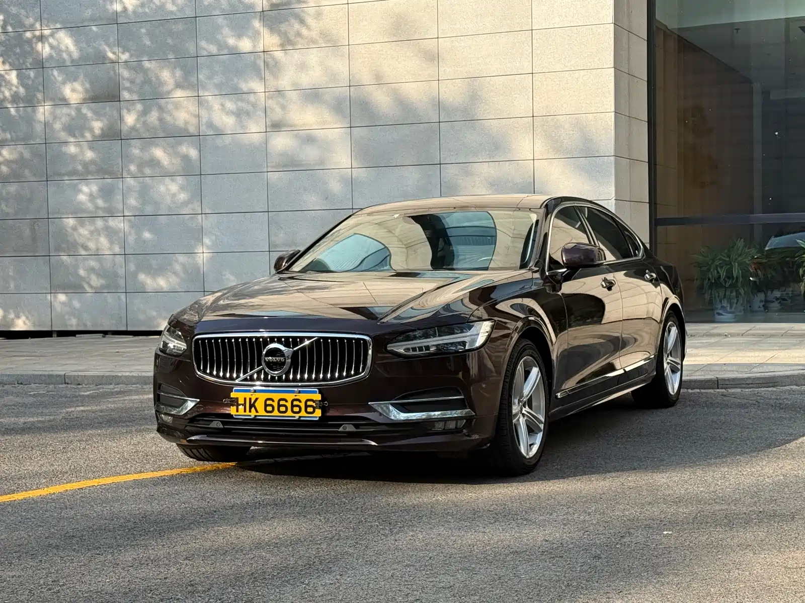 Photo 1 - Volvo S90