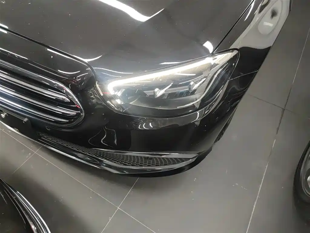 Mercedes-Benz E-Class 2022 Facelift III E 300 L Luxury фото 24