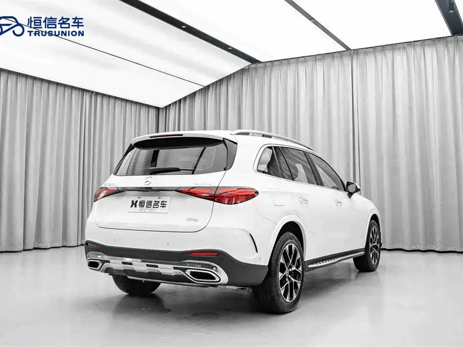 Mercedes-Benz GLC 2024 GLC 260 L 4MATIC Luxury 5-seater фото 5