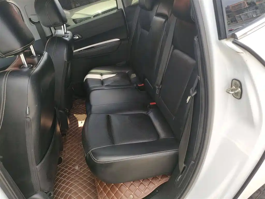 Peugeot 3008 2016 1.6THP Automatic Classic Edition фото 14