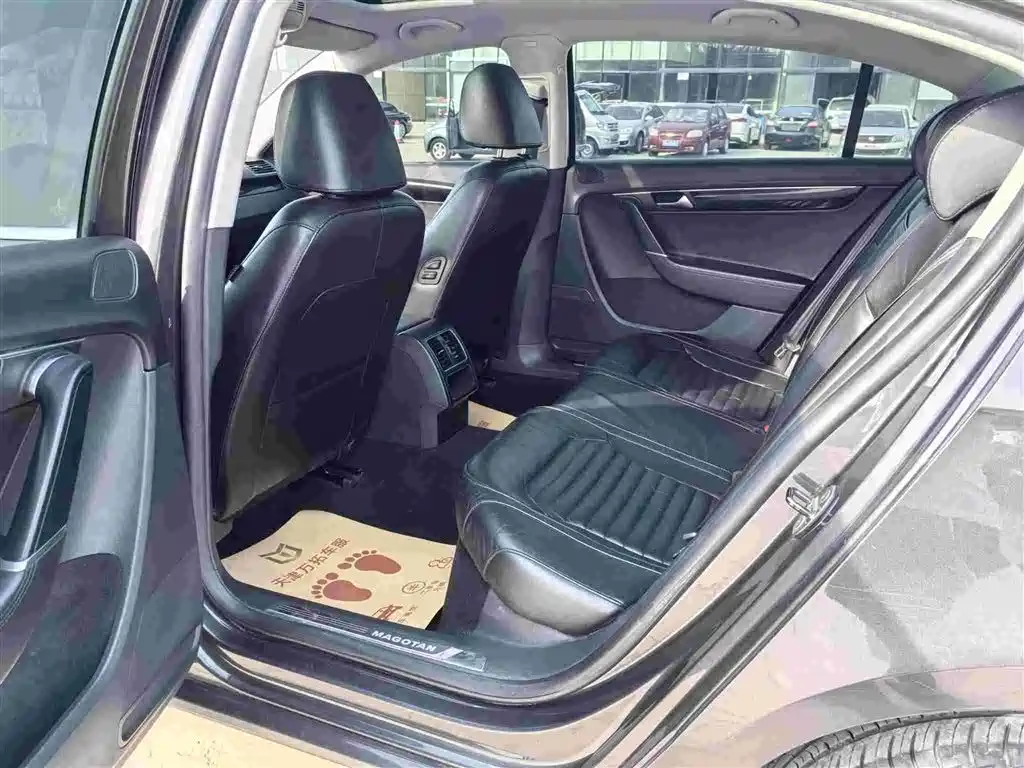 Volkswagen Magotan 2013 1.8TSI Luxury фото 9