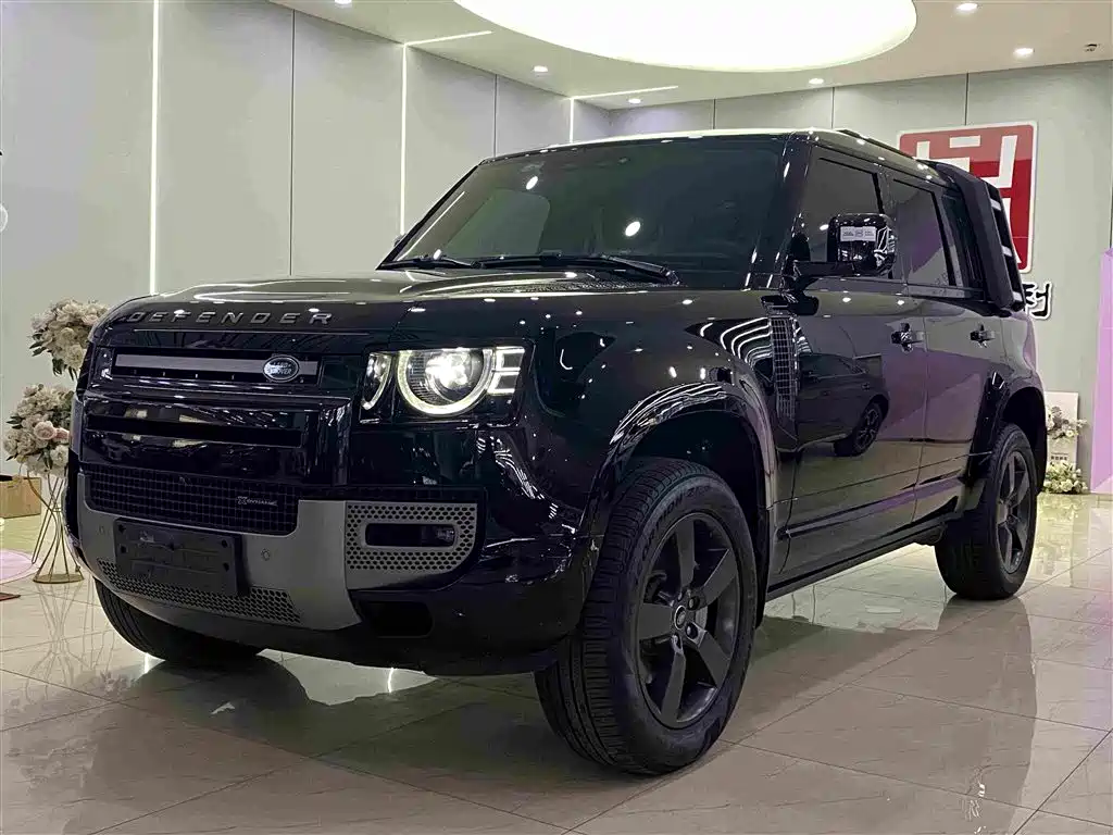 Land Rover Defender 2023 Model 110 3.0T P400 X-DYNAMIC HSE