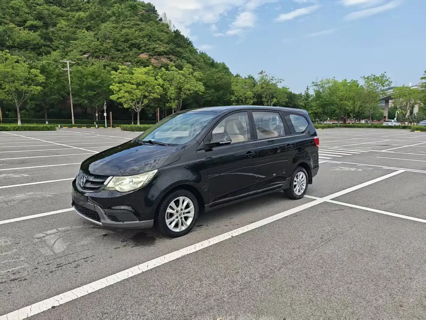 Baojun 730 2015 2014 1.5L Manual Standard 7-seater
