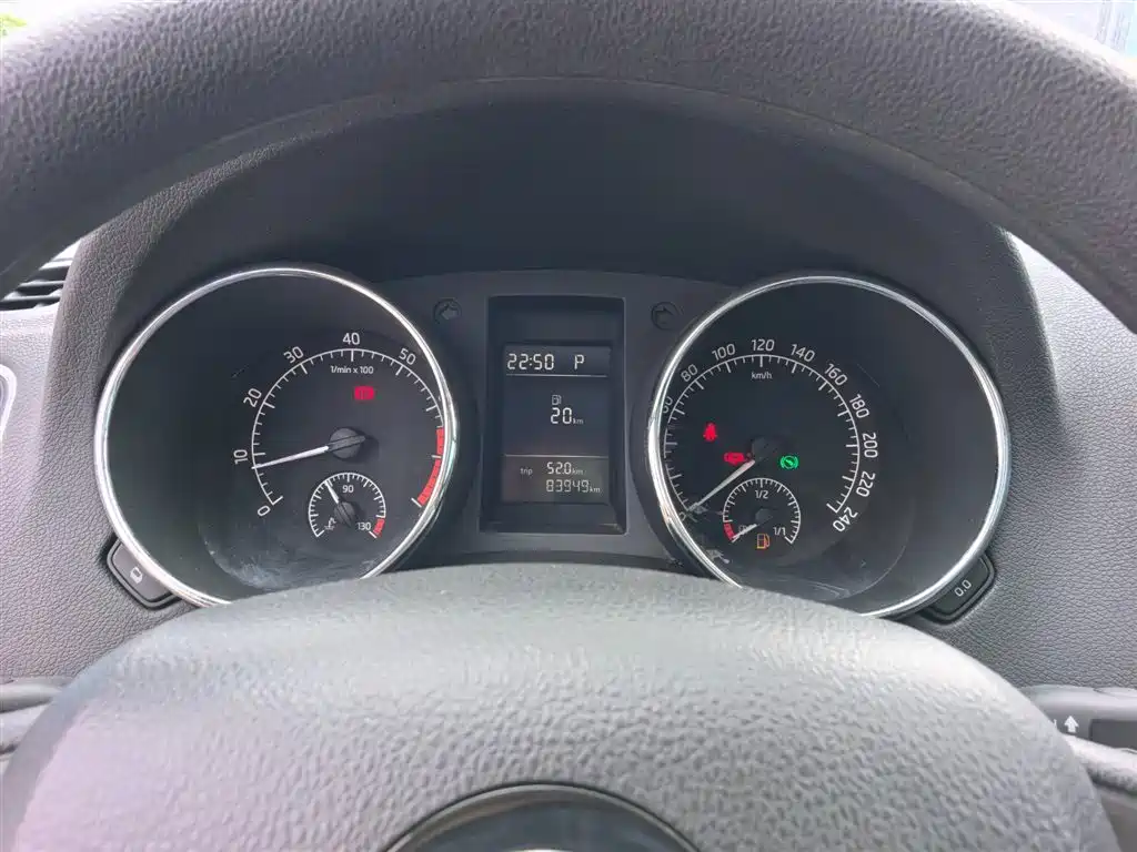 Škoda Yeti 2017 TSI280 DSG Advance фото 12