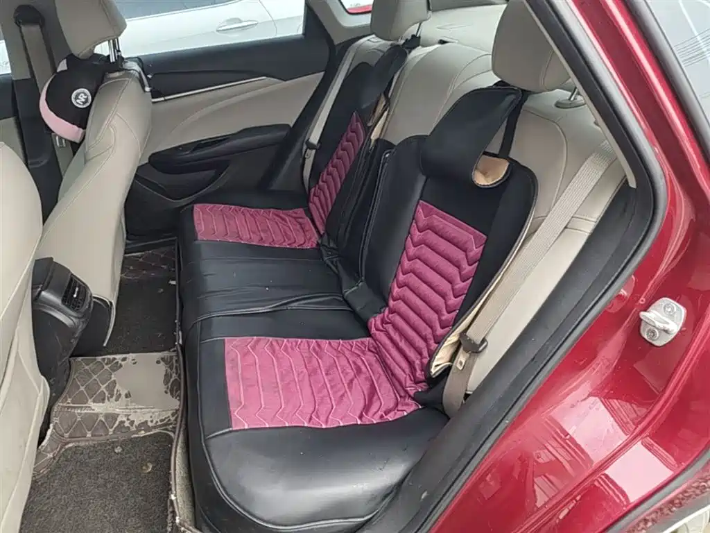 Buick Excelle 2018 15T Dual Clutch Elite (China V) фото 17