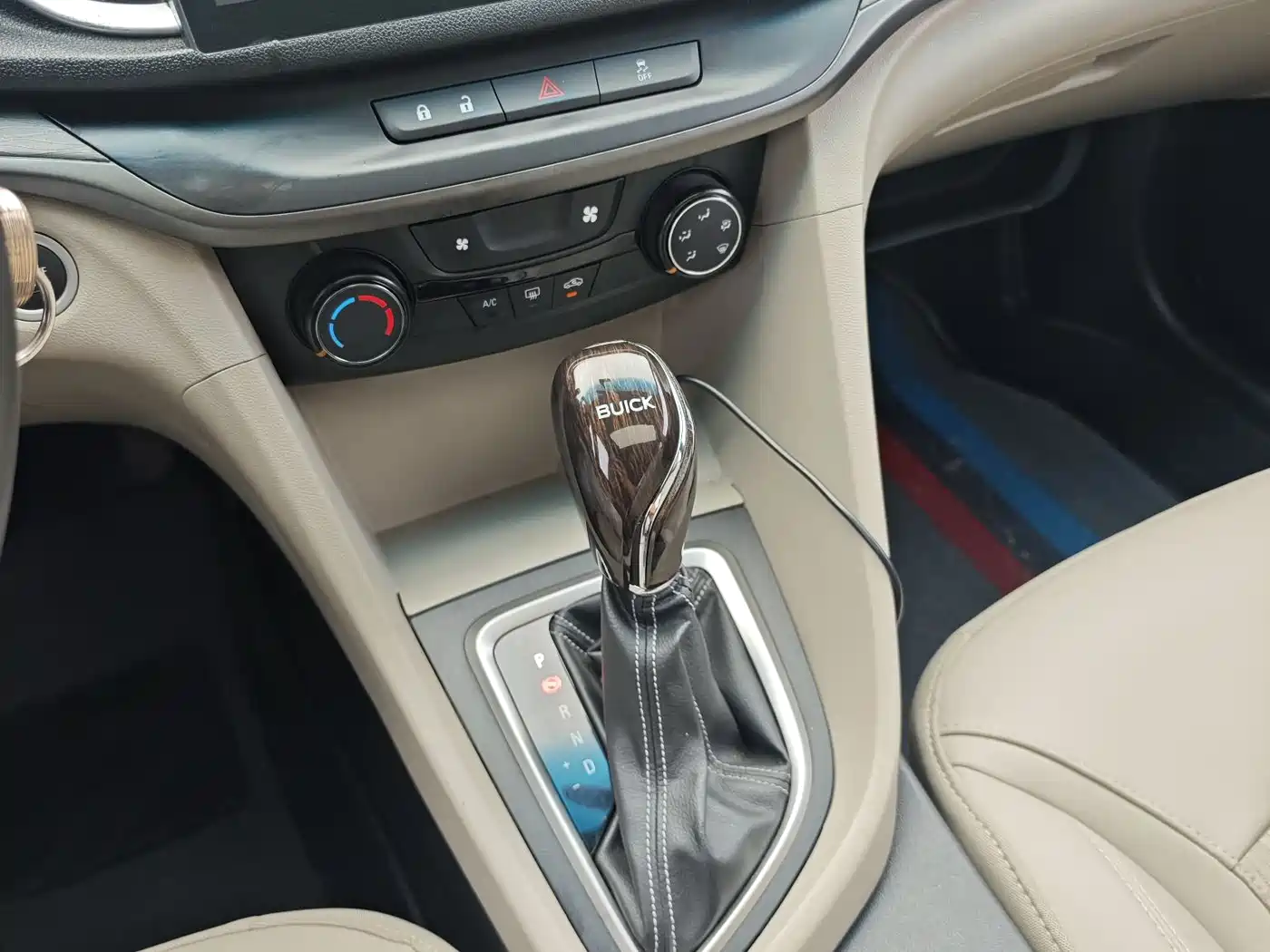 Buick Excelle 2017 15N Automatic Elite фото 6