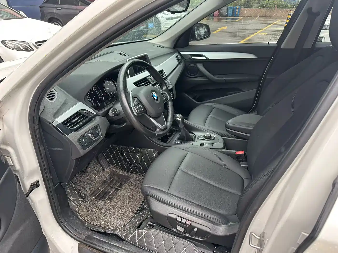 BMW X1 2019 sDrive20Li Leading Model фото 8