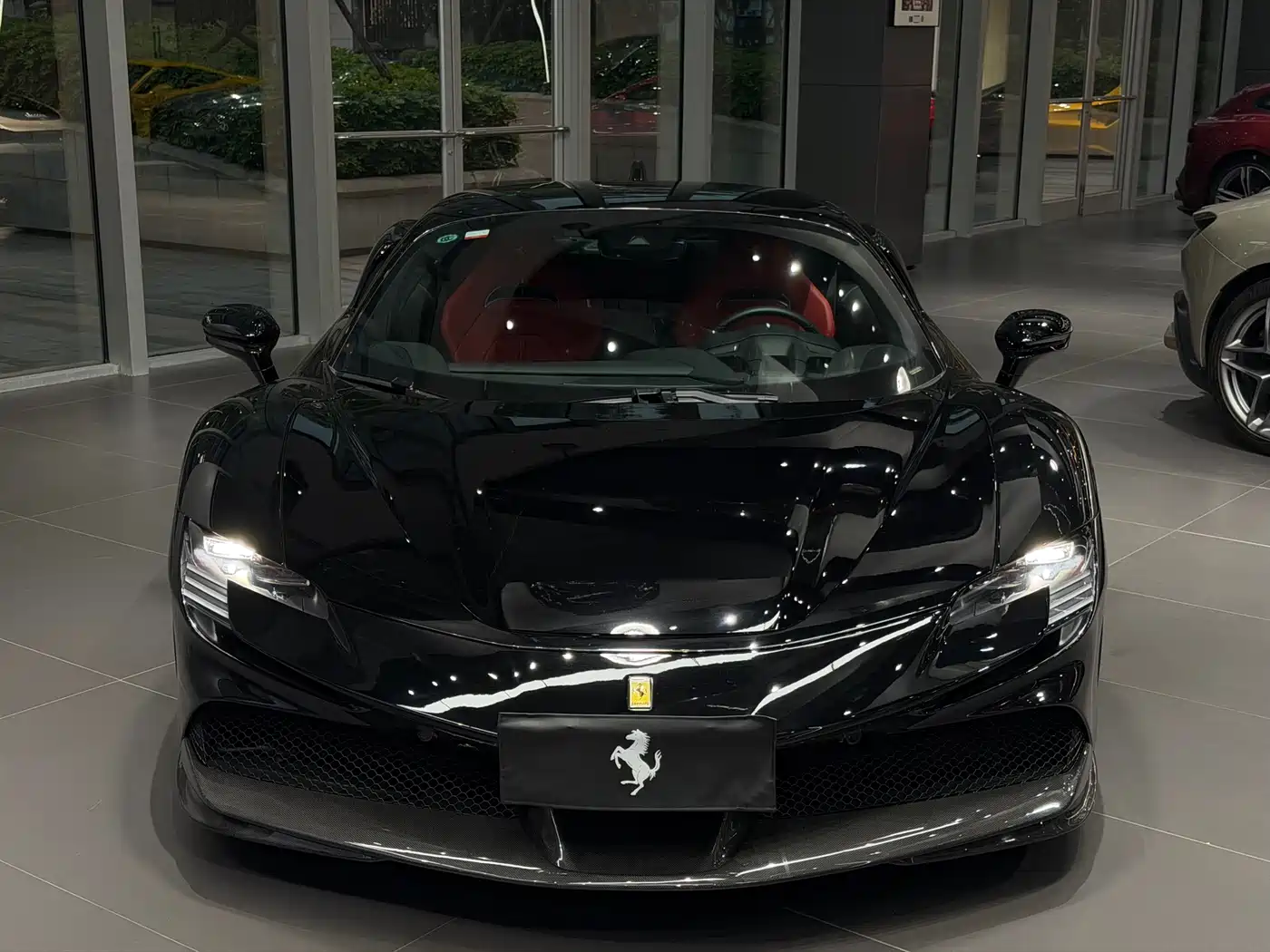 Ferrari SF90 2020 3.9T V8 Stradale фото 2