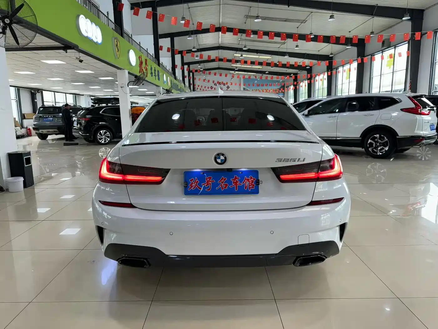 BMW 3 Series 2021 Facelift 325Li M Sport Shadow Edition фото 20