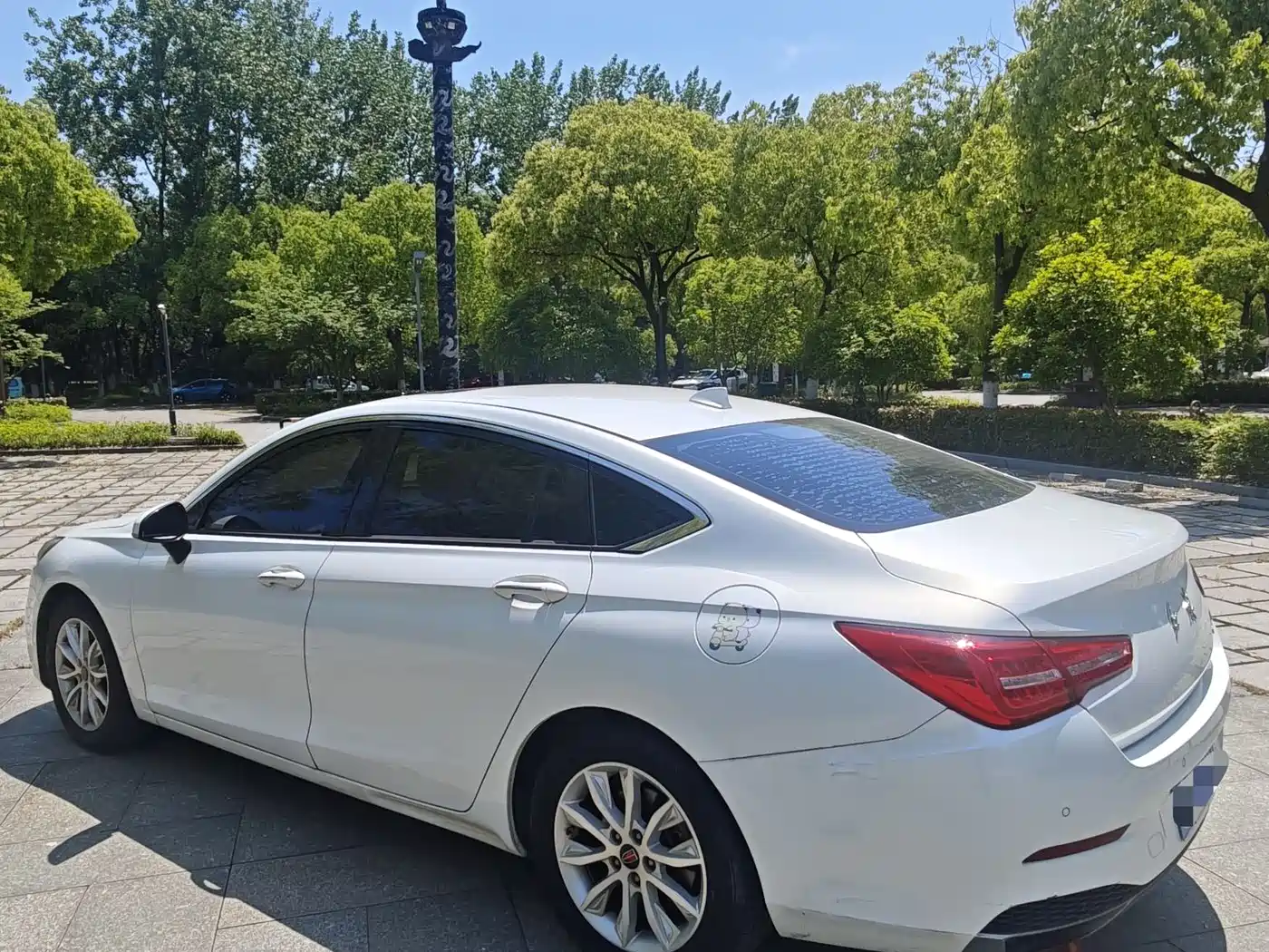 Hongqi H5 2019 30TD Style Edition фото 9