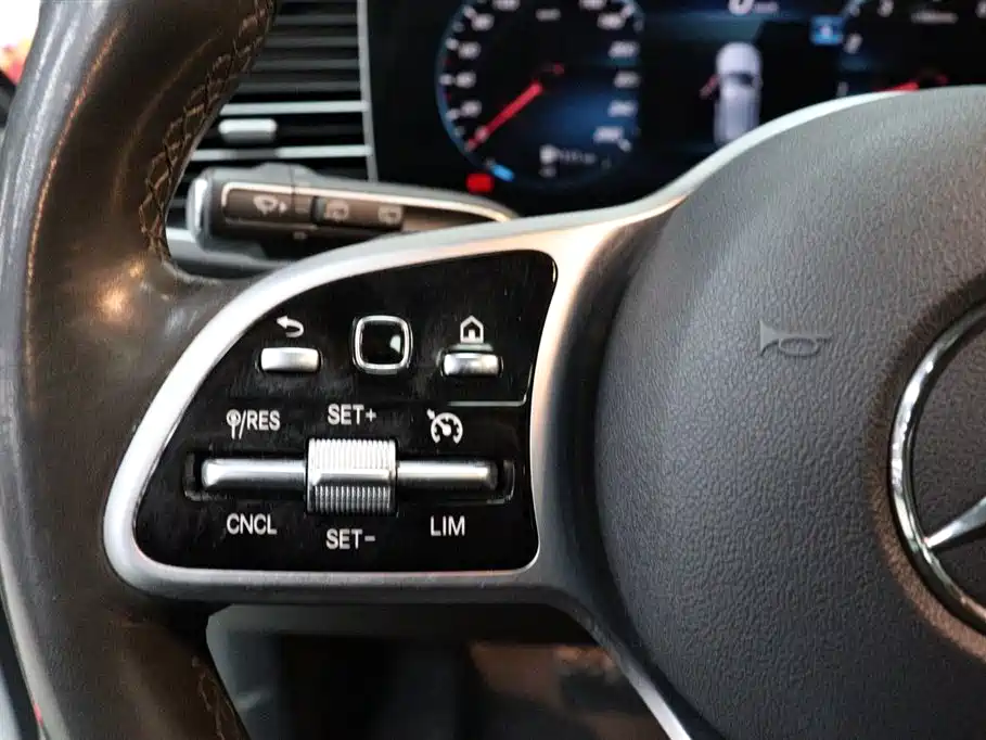 Mercedes-Benz GLE 2020 Facelift GLE 350 4MATIC Fashion фото 17