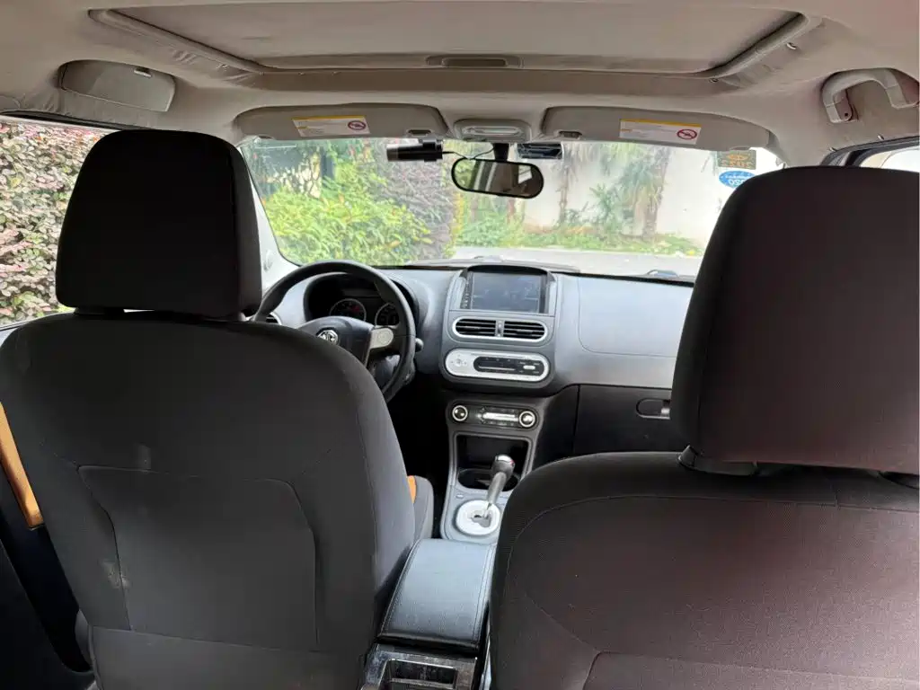 MG 3SW 2016 2015 1.5L AMT Elite