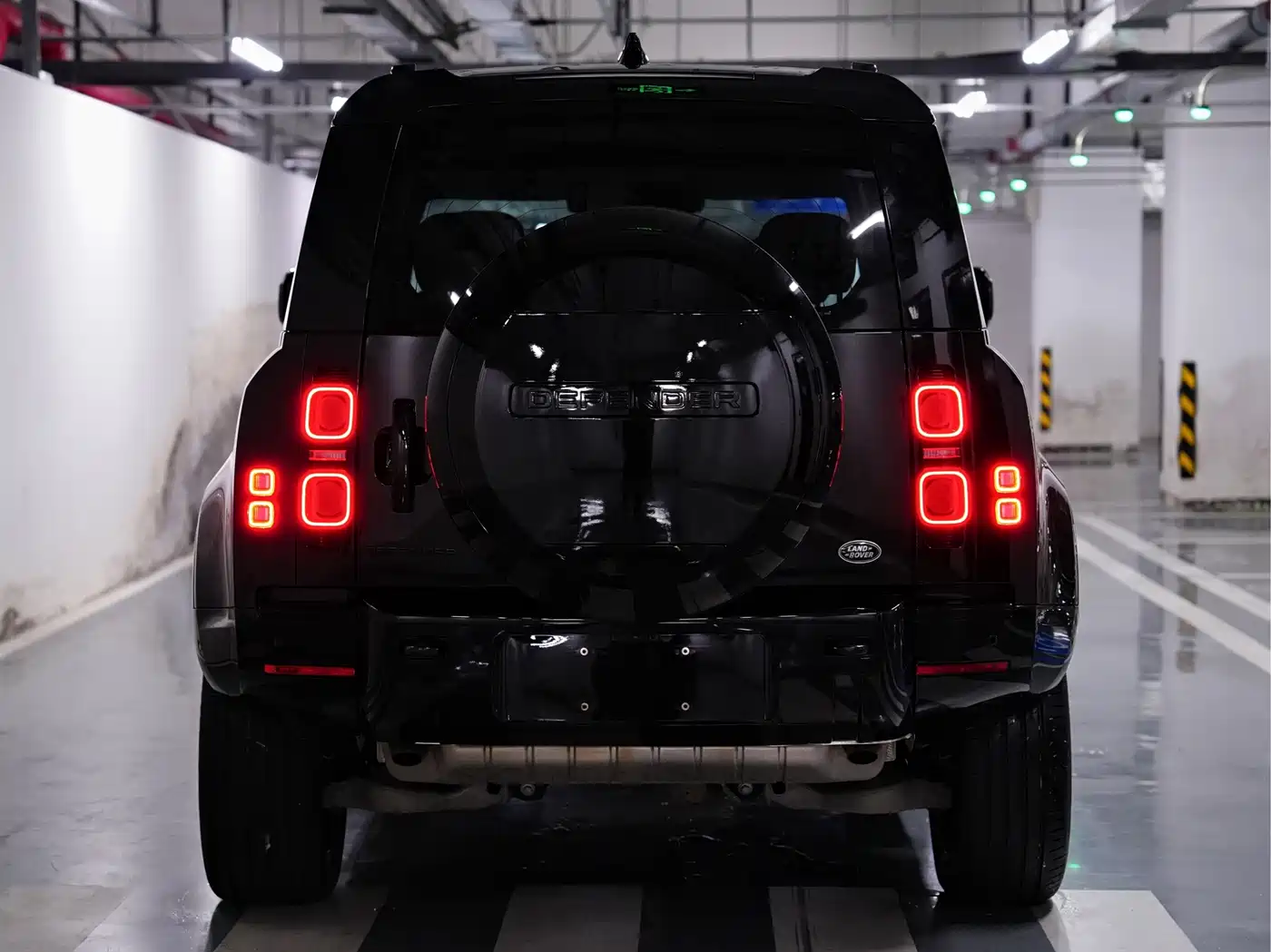 2025 Land Rover Defender