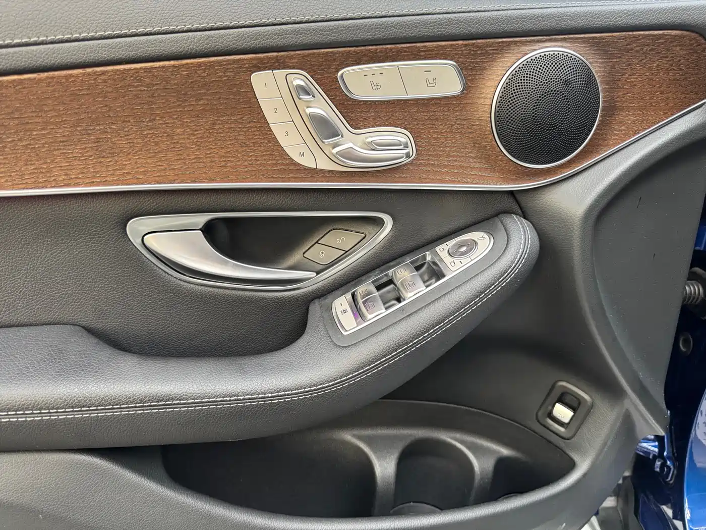 Mercedes-Benz GLC 2022 GLC 300 L 4MATIC Dynamic Collector's Edition фото 15