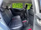 Фото 19 - Honda Fit
